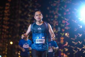 BIB: 42002
                            <button type="button" onclick="openModal(18286998)" class="btn btn-primary btn-sm float-right btn-popup" data-toggle="modal" data-target=".modal-high-quality">
                        <i class="fas fa-shopping-cart"></i> Add to Cart
                    </button>
                                            <button type="button" onclick="isThisMe(18286998, true)" class="btn btn-success btn-sm float-right btn-popup btn-isme hidden" data-toggle="tooltip" data-placement="bottom" title="นี่คือรูปของคุณใช่ไหม คลิกที่นี่เพื่อเอาเข้าอัลบั้ม">
                        <i class="fas fa-plus"></i> Add to album
                    </button>
                    <button type="button" onclick="isThisMe(18286998, false)" class="btn btn-warning btn-sm float-right btn-popup btn-isnotme hidden">
                        <i class="fas fa-ban"></i> Remove from album
                    </button>